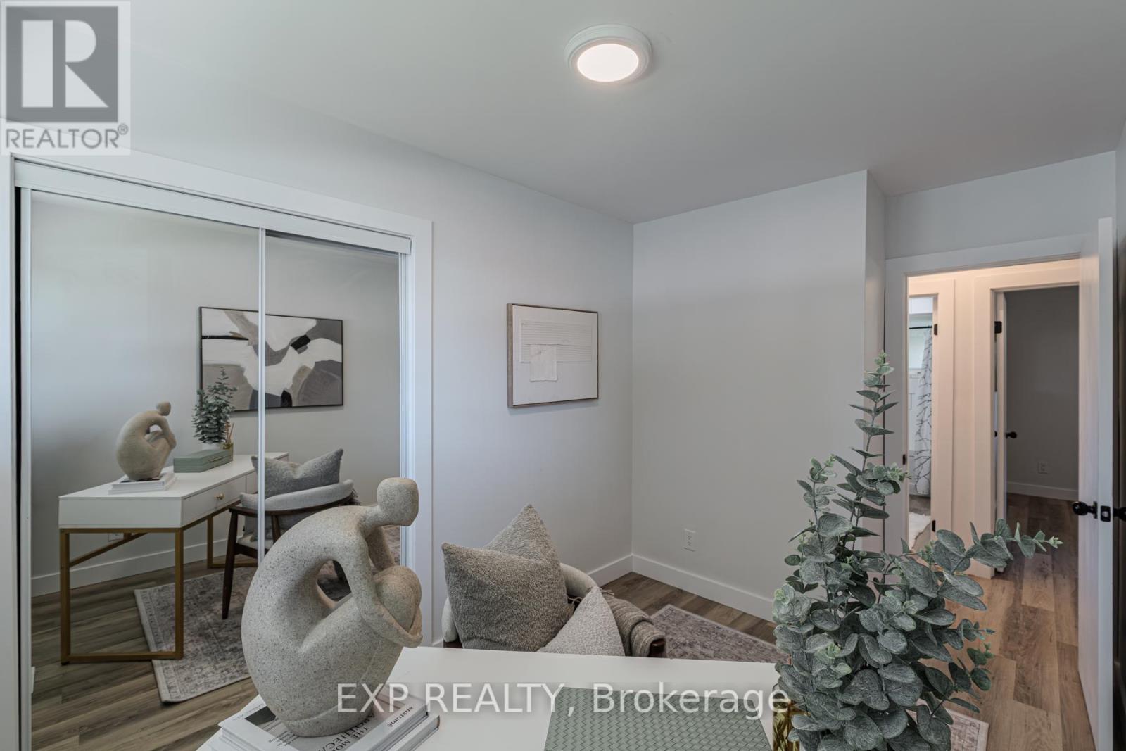 60 Alexander Avenue, Cambridge, Ontario  N1R 5K7 - Photo 24 - X12447316