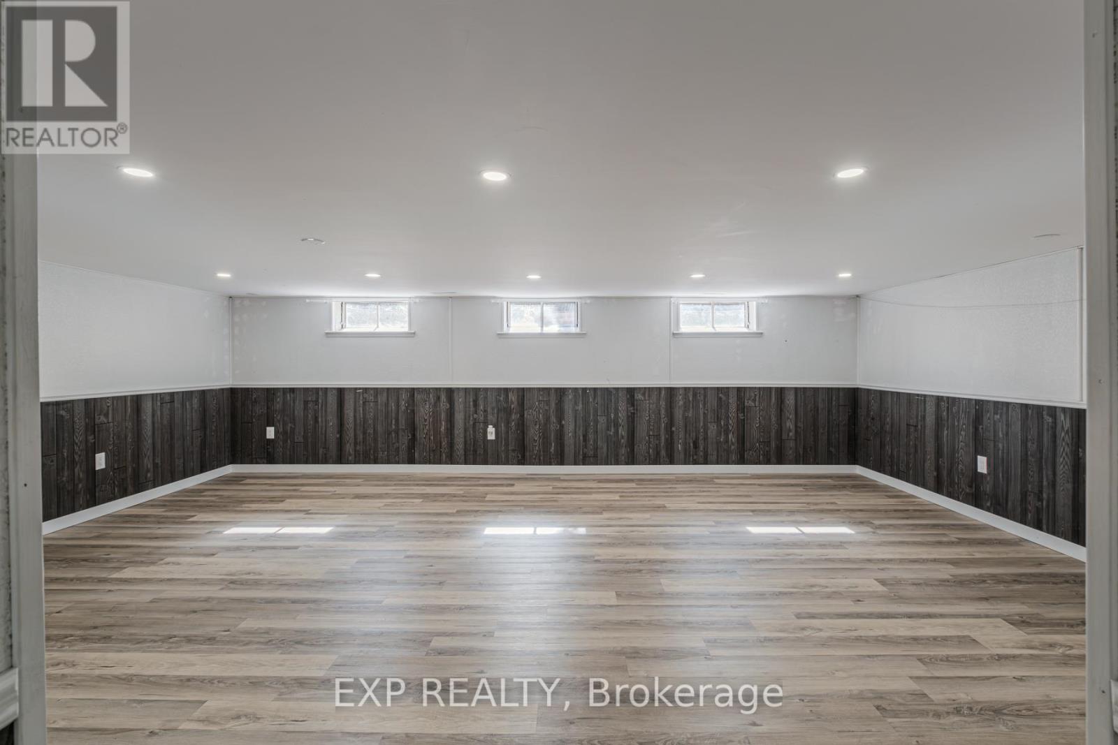 60 Alexander Avenue, Cambridge, Ontario  N1R 5K7 - Photo 32 - X12447316
