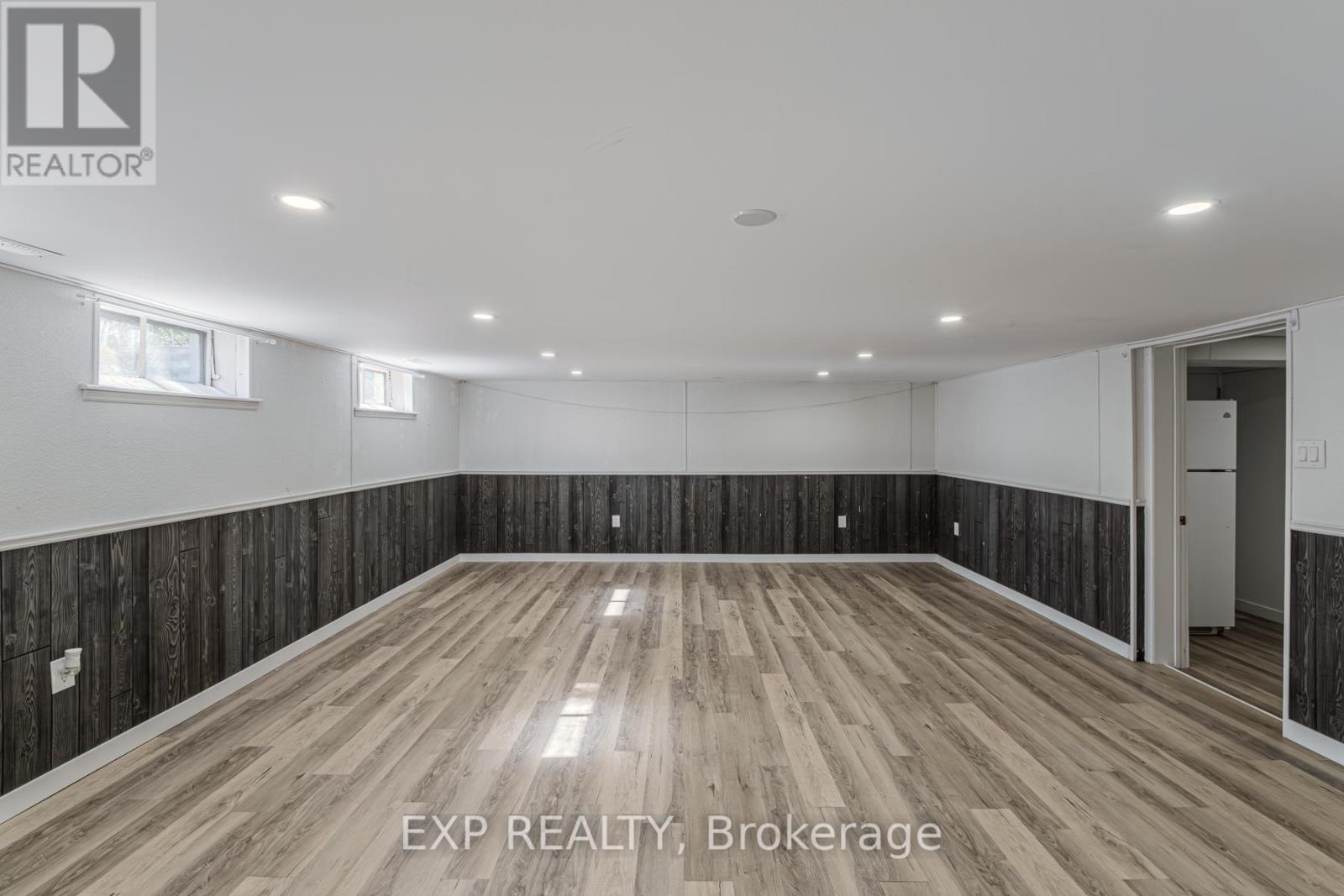 60 Alexander Avenue, Cambridge, Ontario  N1R 5K7 - Photo 35 - X12447316