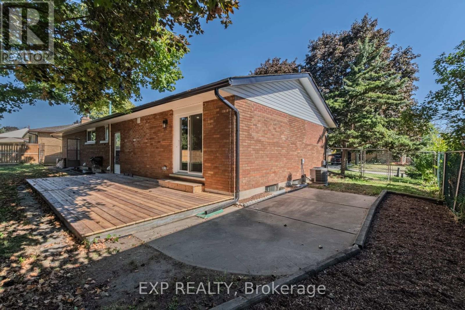 60 Alexander Avenue, Cambridge, Ontario  N1R 5K7 - Photo 36 - X12447316