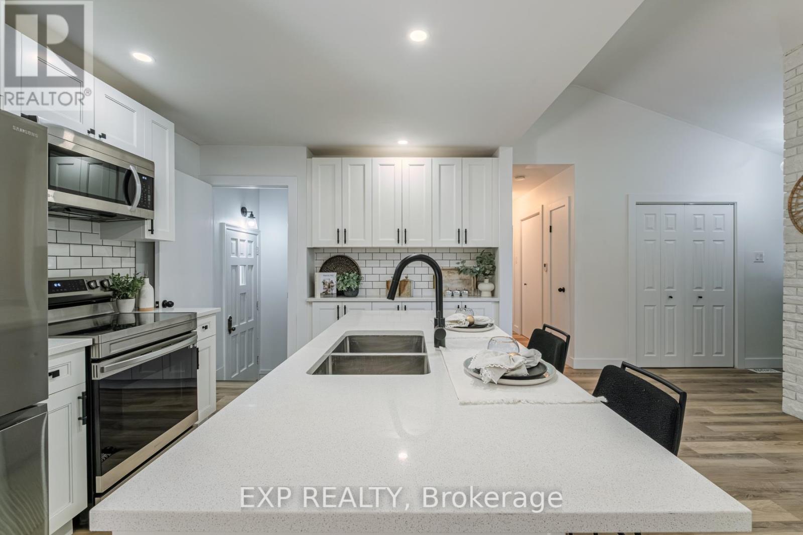 60 Alexander Avenue, Cambridge, Ontario  N1R 5K7 - Photo 9 - X12447316