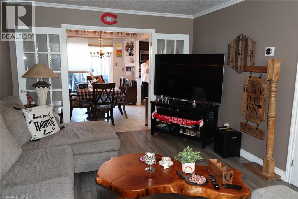 5475 Lakeshore Road Unit# 9, Burlington, Ontario  L7L 1E1 - Photo 14 - 40776174