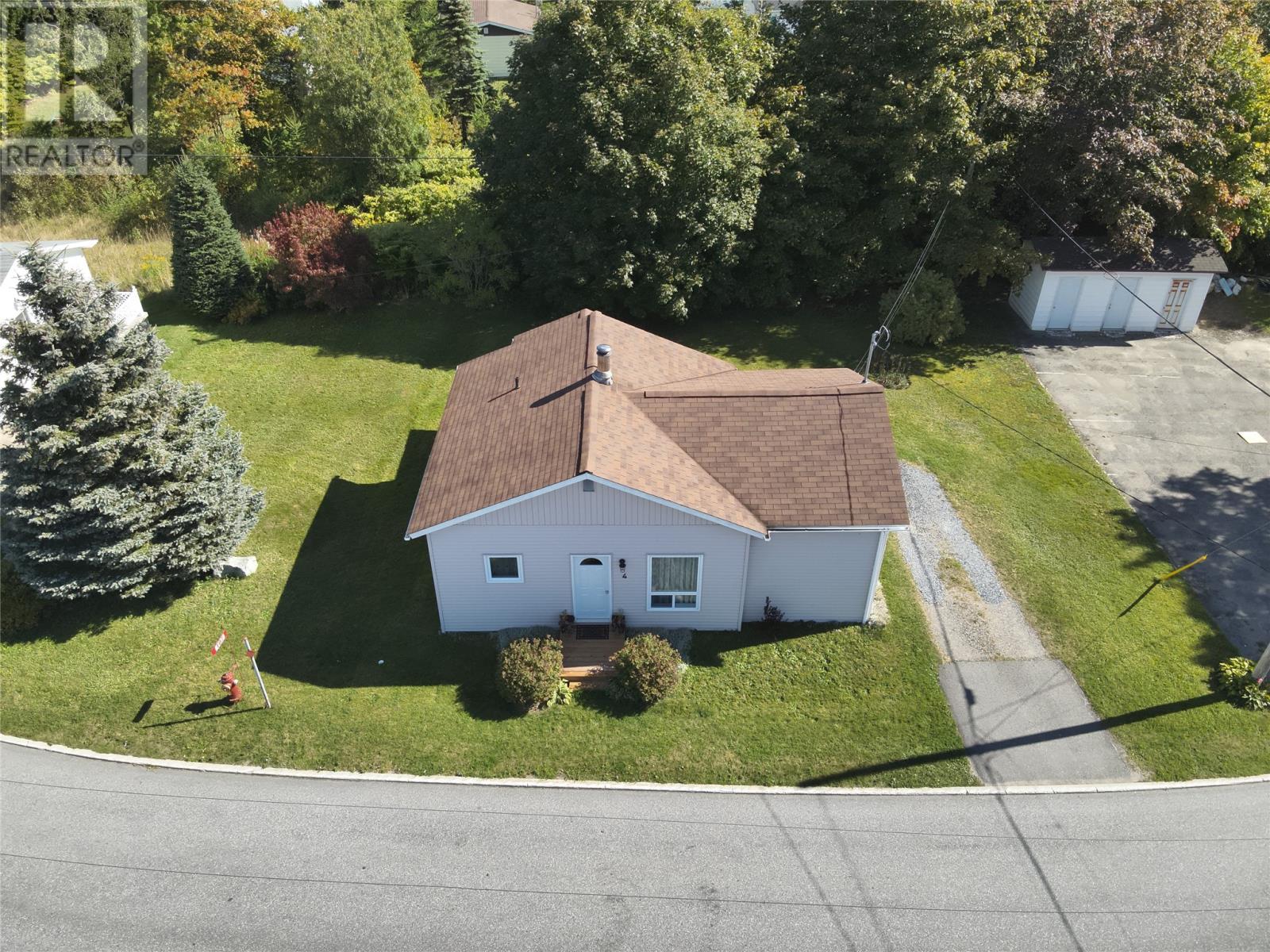 4 Hillview Avenue, Stephenville, Newfoundland & Labrador  A2N 1S3 - Photo 2 - 1291273