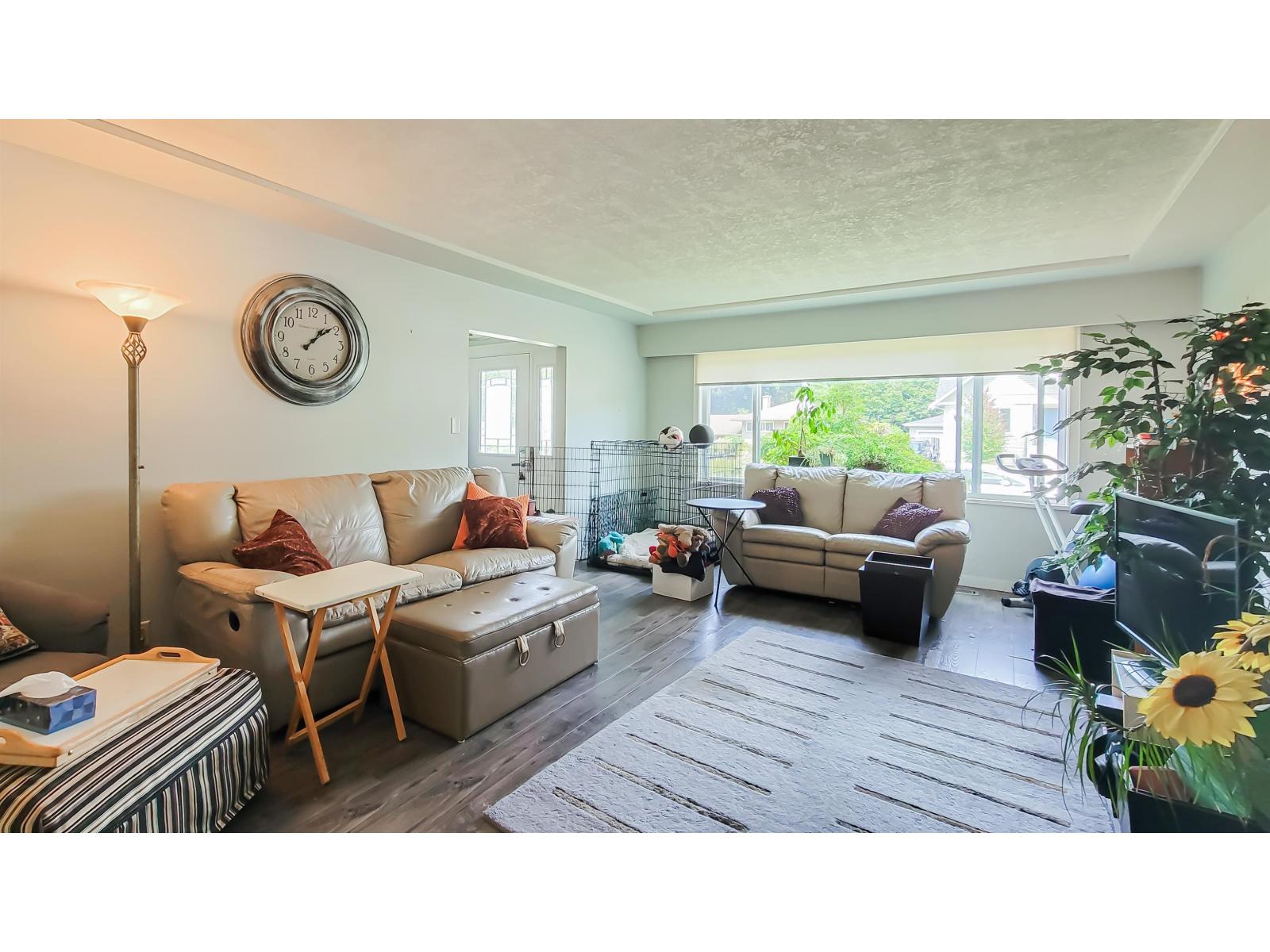 8927 Shepherd Way, Delta, British Columbia  V4C 4J9 - Photo 5 - R3050392