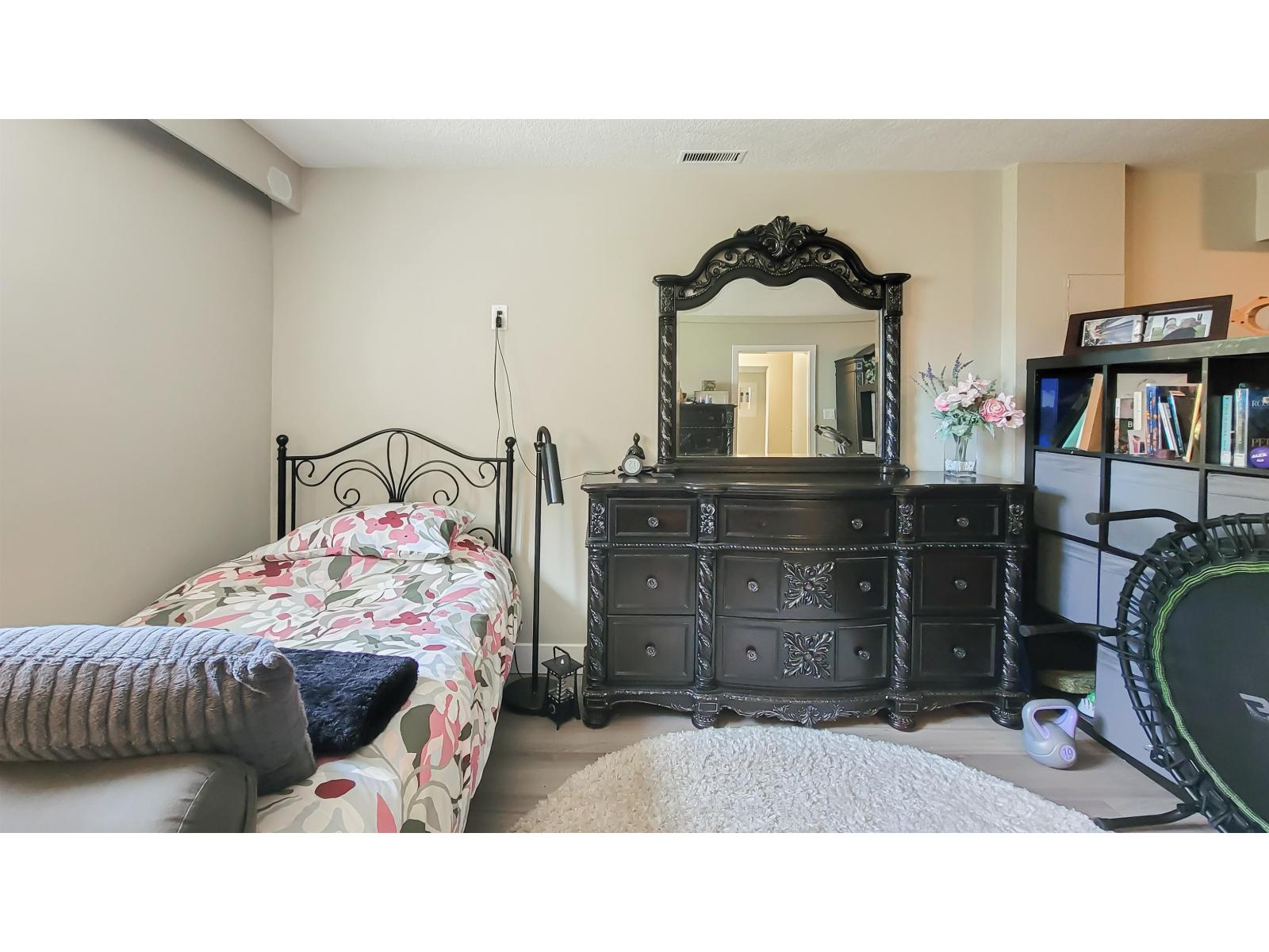 8927 Shepherd Way, Delta, British Columbia  V4C 4J9 - Photo 35 - R3050392