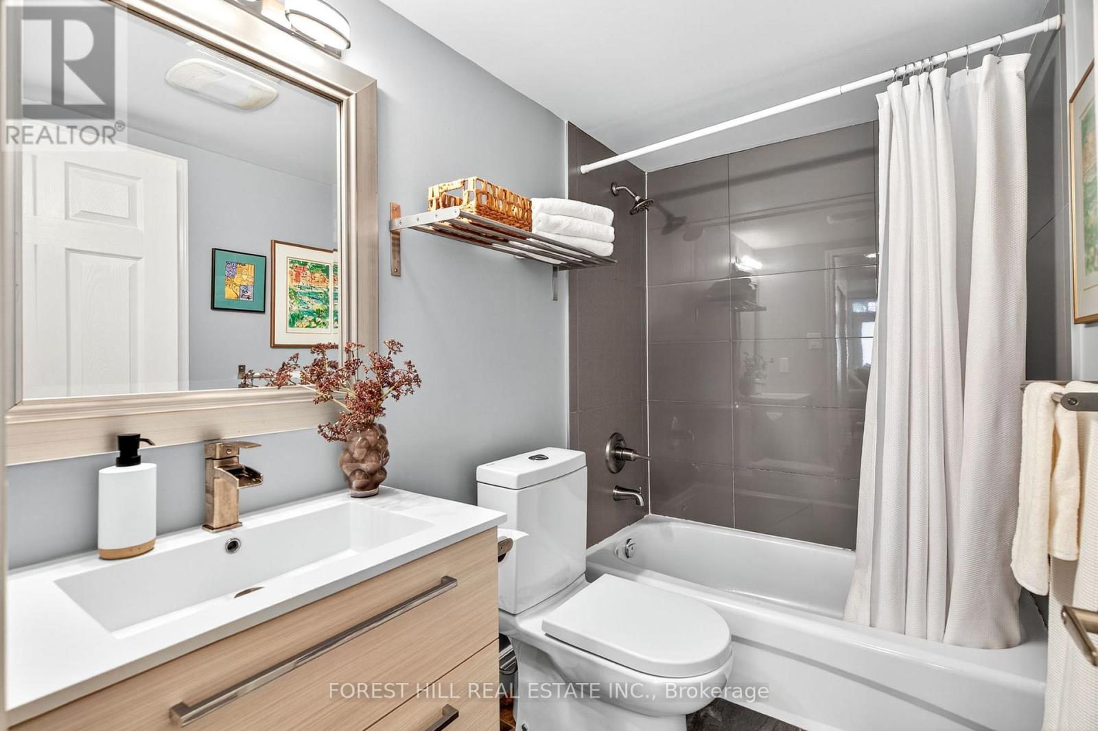 103 - 55 Halton Street, Toronto, Ontario  M6J 1R5 - Photo 28 - C12447366