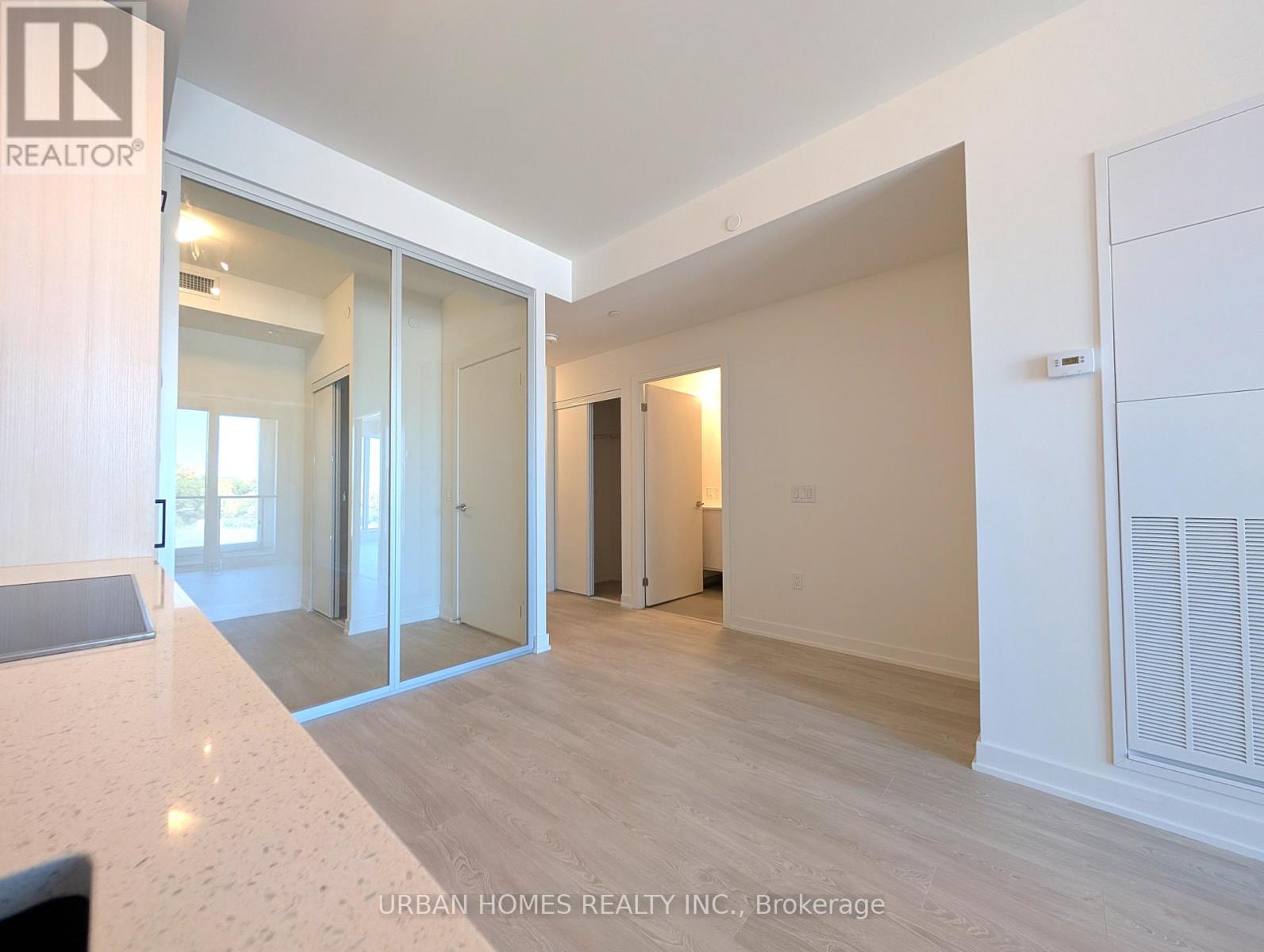 420 - 1 Kyle Lowry Road, Toronto, Ontario  M3C 0S6 - Photo 7 - C12447392