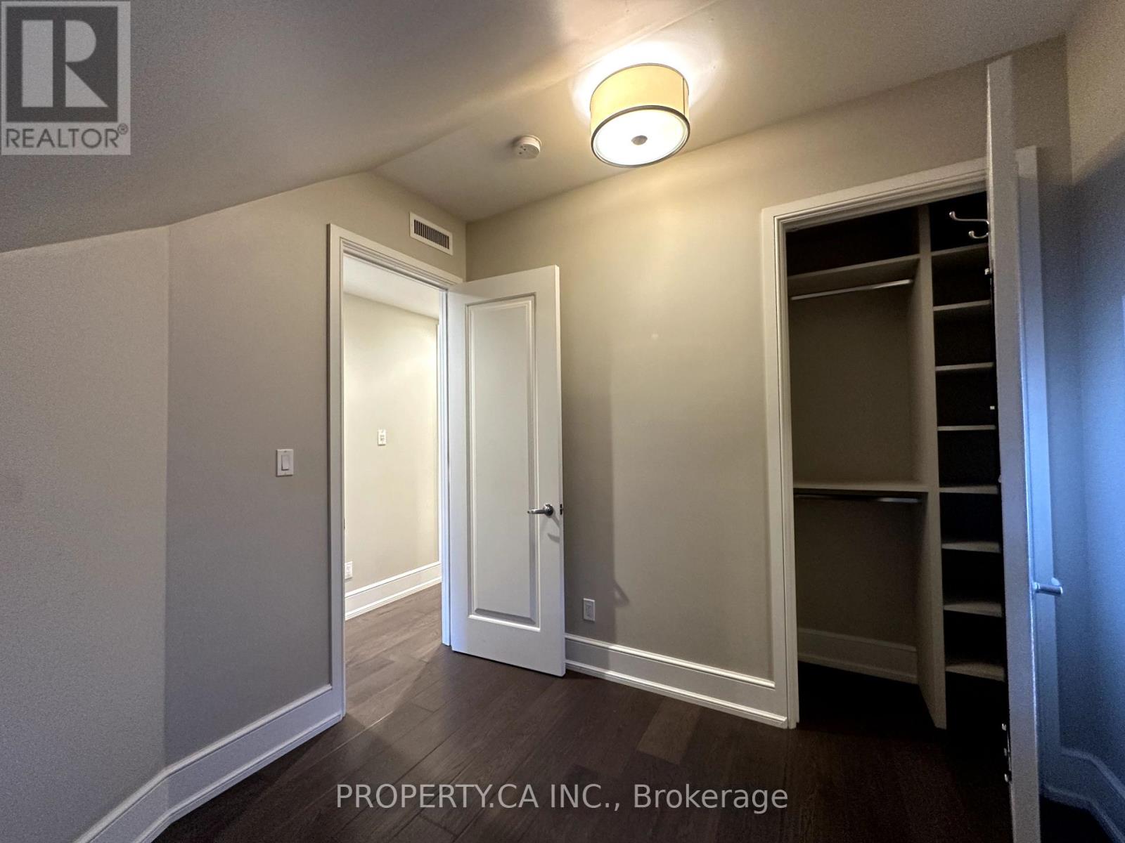 05 - 28 Madison Avenue, Toronto, Ontario  M5R 2S1 - Photo 13 - C12447397