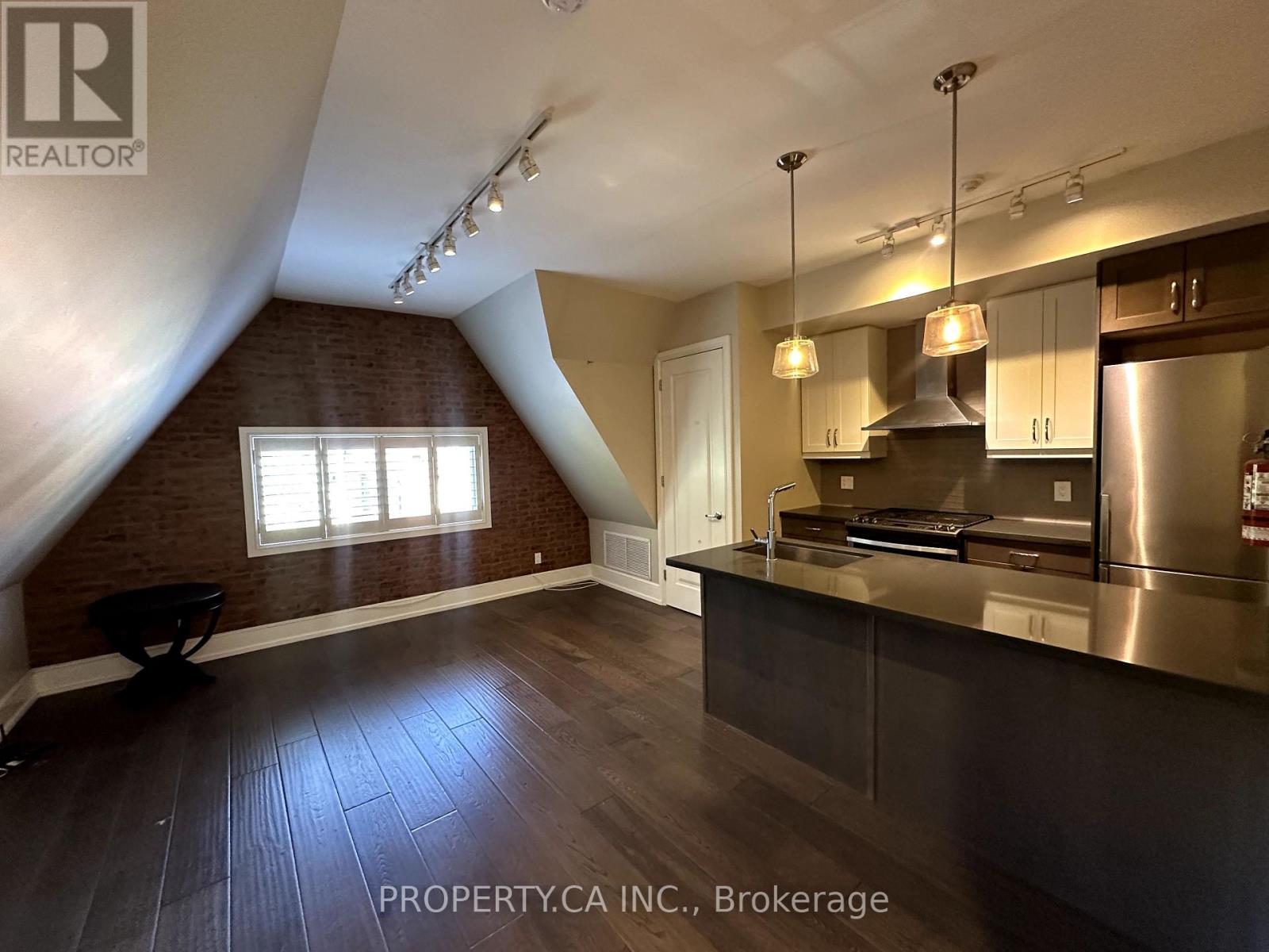 05 - 28 Madison Avenue, Toronto, Ontario  M5R 2S1 - Photo 2 - C12447397
