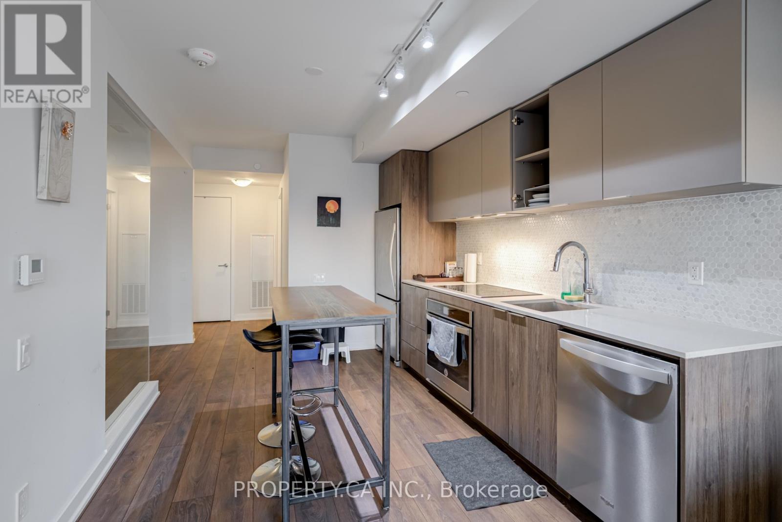 1101 - 2 Sonic Way, Toronto, Ontario  M3C 0P2 - Photo 20 - C12447407