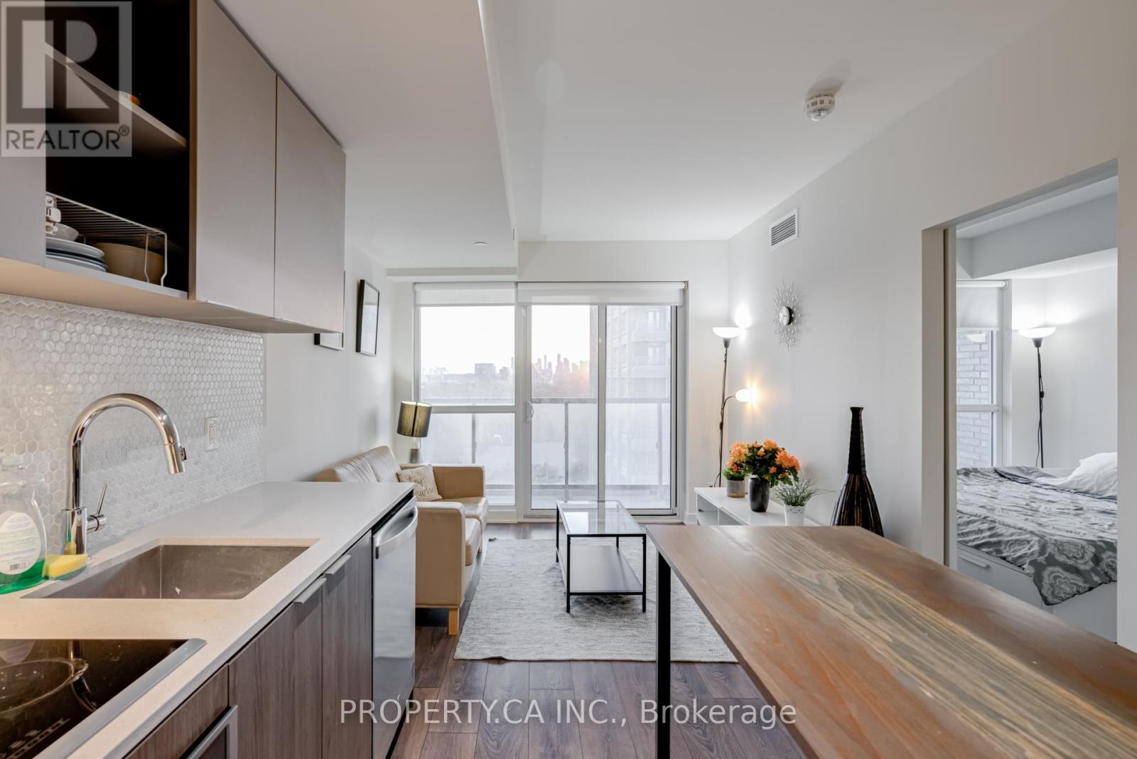 1101 - 2 Sonic Way, Toronto, Ontario  M3C 0P2 - Photo 21 - C12447407