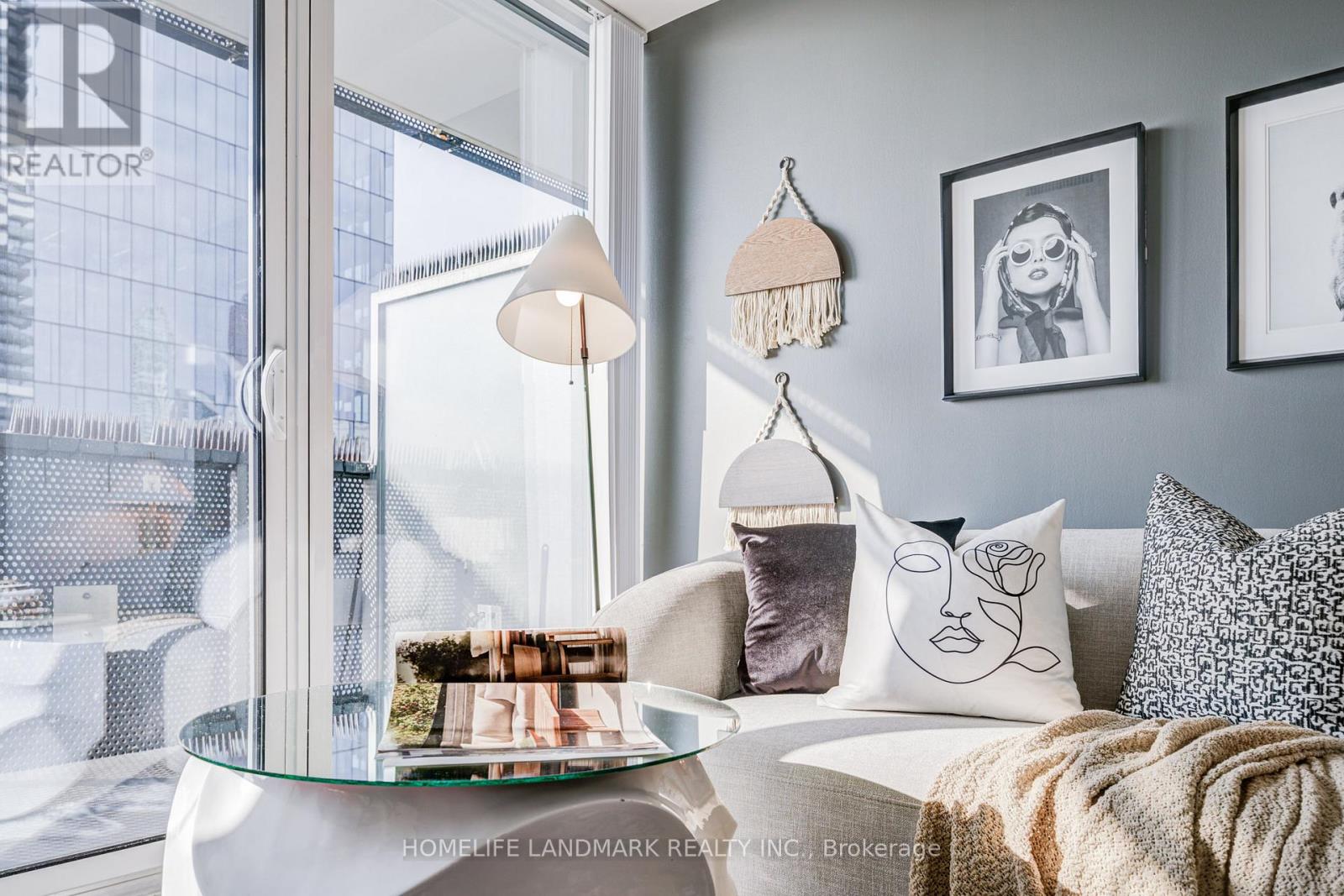 1509 - 138 Downes Street, Toronto, Ontario  M5E 0E4 - Photo 16 - C12447423