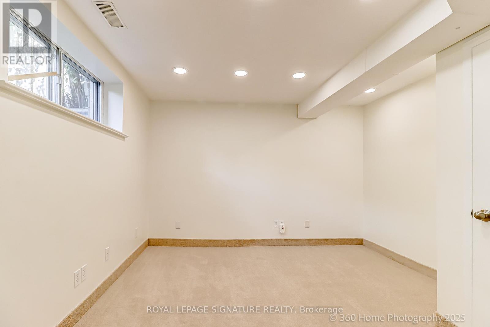 87 Combermere Drive, Toronto, Ontario  M3A 2W4 - Photo 25 - C12447450