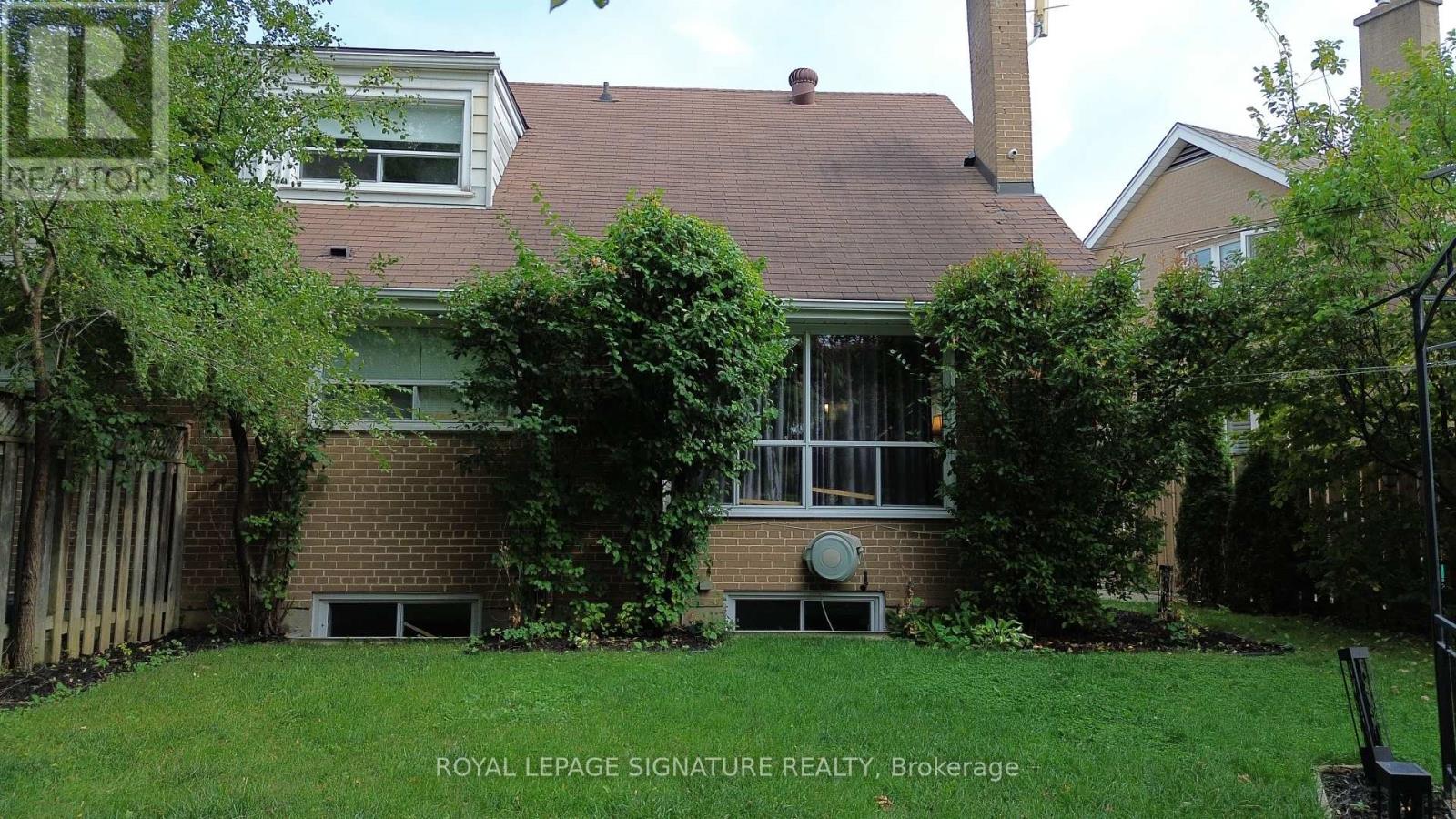 87 Combermere Drive, Toronto, Ontario  M3A 2W4 - Photo 34 - C12447450