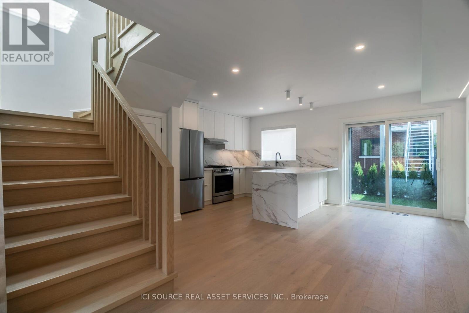 5 - 328 Shaw Street, Toronto, Ontario  M6J 2X2 - Photo 14 - C12447462