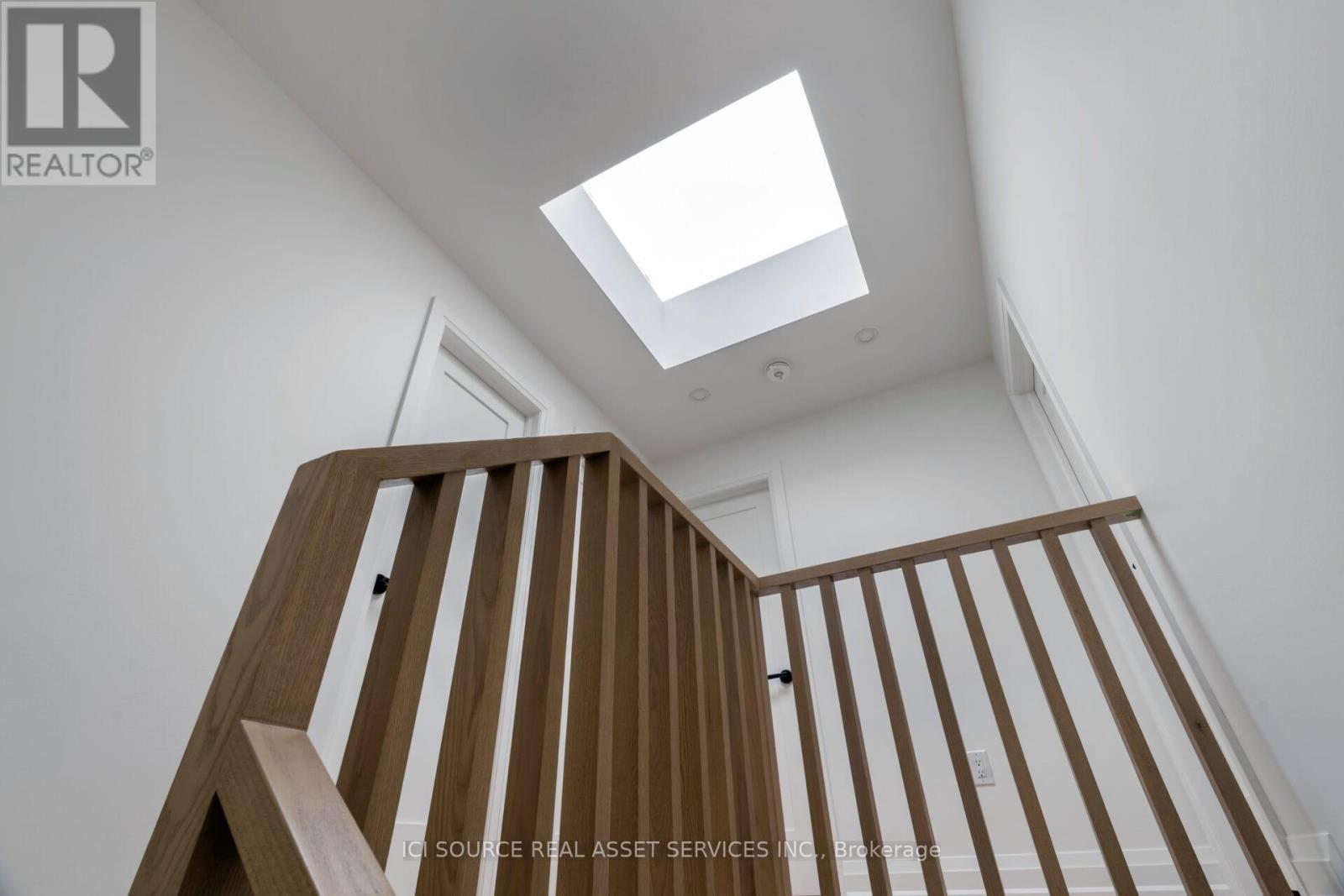 5 - 328 Shaw Street, Toronto, Ontario  M6J 2X2 - Photo 16 - C12447462