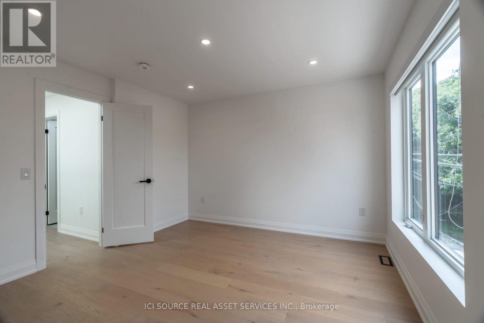 5 - 328 Shaw Street, Toronto, Ontario  M6J 2X2 - Photo 24 - C12447462
