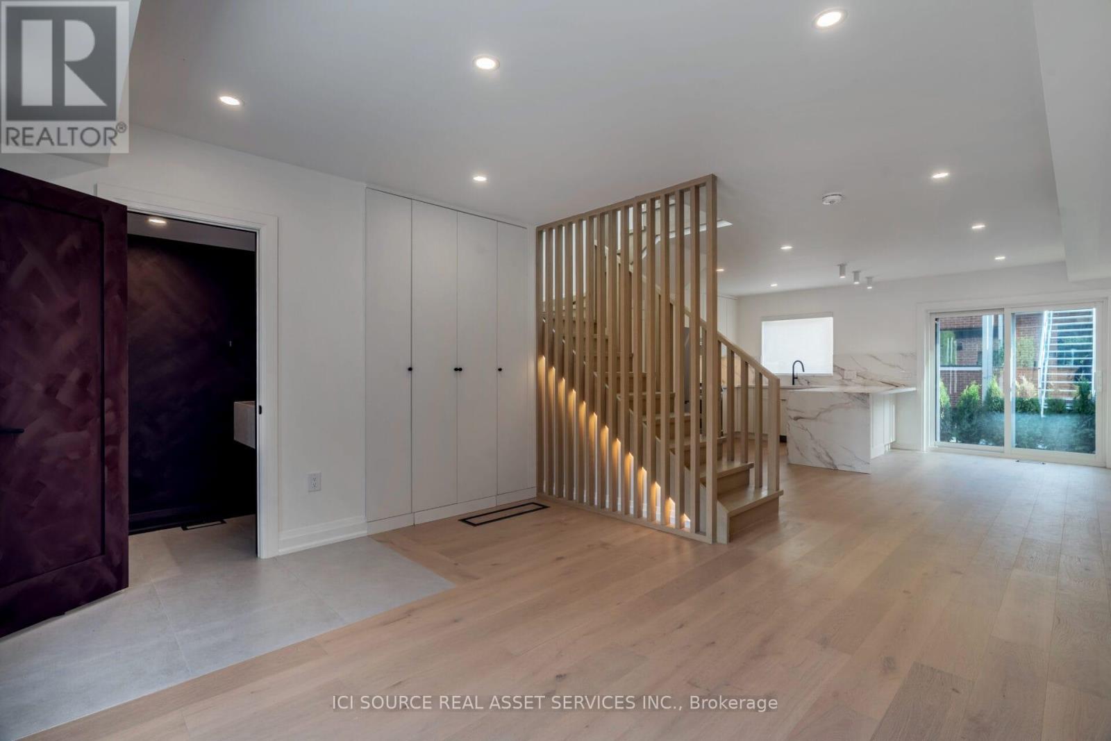 5 - 328 Shaw Street, Toronto, Ontario  M6J 2X2 - Photo 7 - C12447462