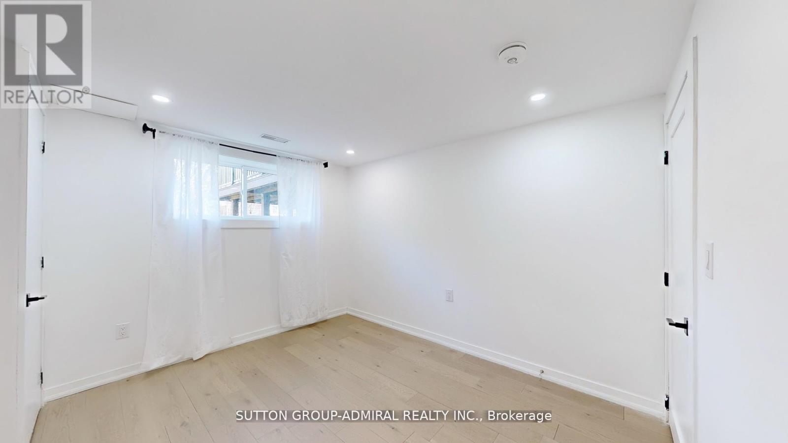 Basement 2 - 118 Clifton Avenue, Toronto, Ontario  M3H 4L3 - Photo 14 - C12447473