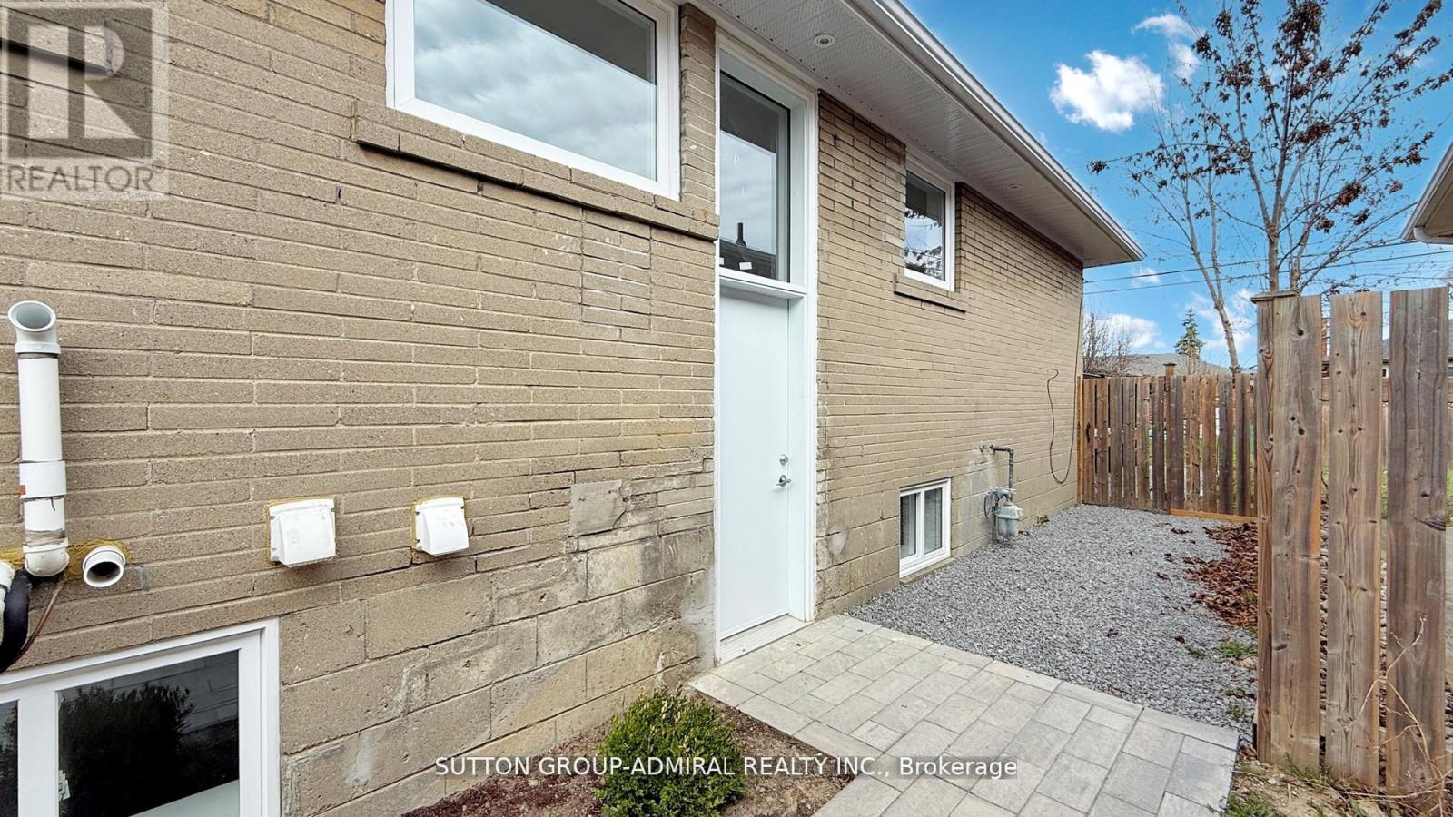 Basement 2 - 118 Clifton Avenue, Toronto, Ontario  M3H 4L3 - Photo 19 - C12447473
