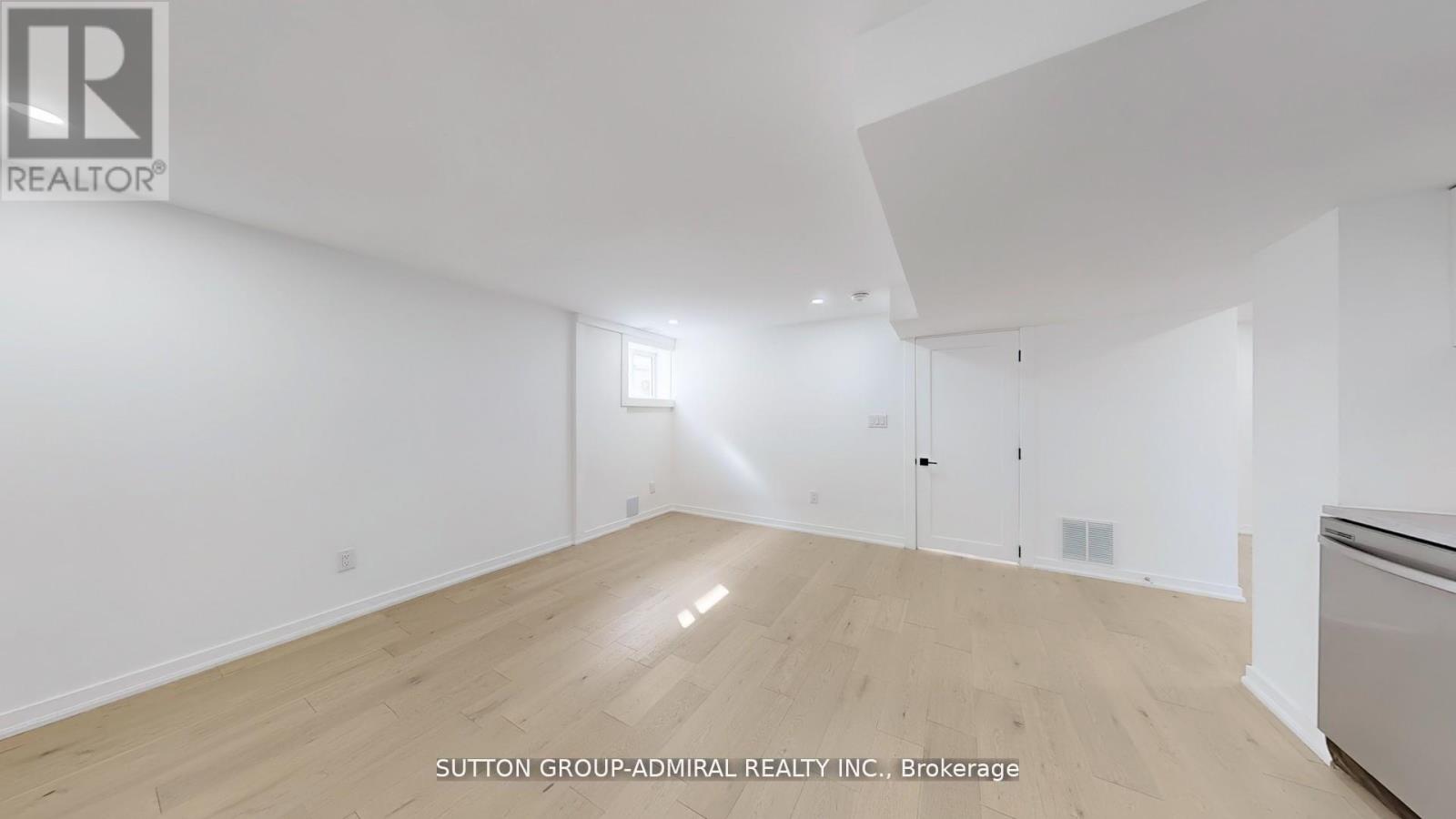 Basement 2 - 118 Clifton Avenue, Toronto, Ontario  M3H 4L3 - Photo 6 - C12447473