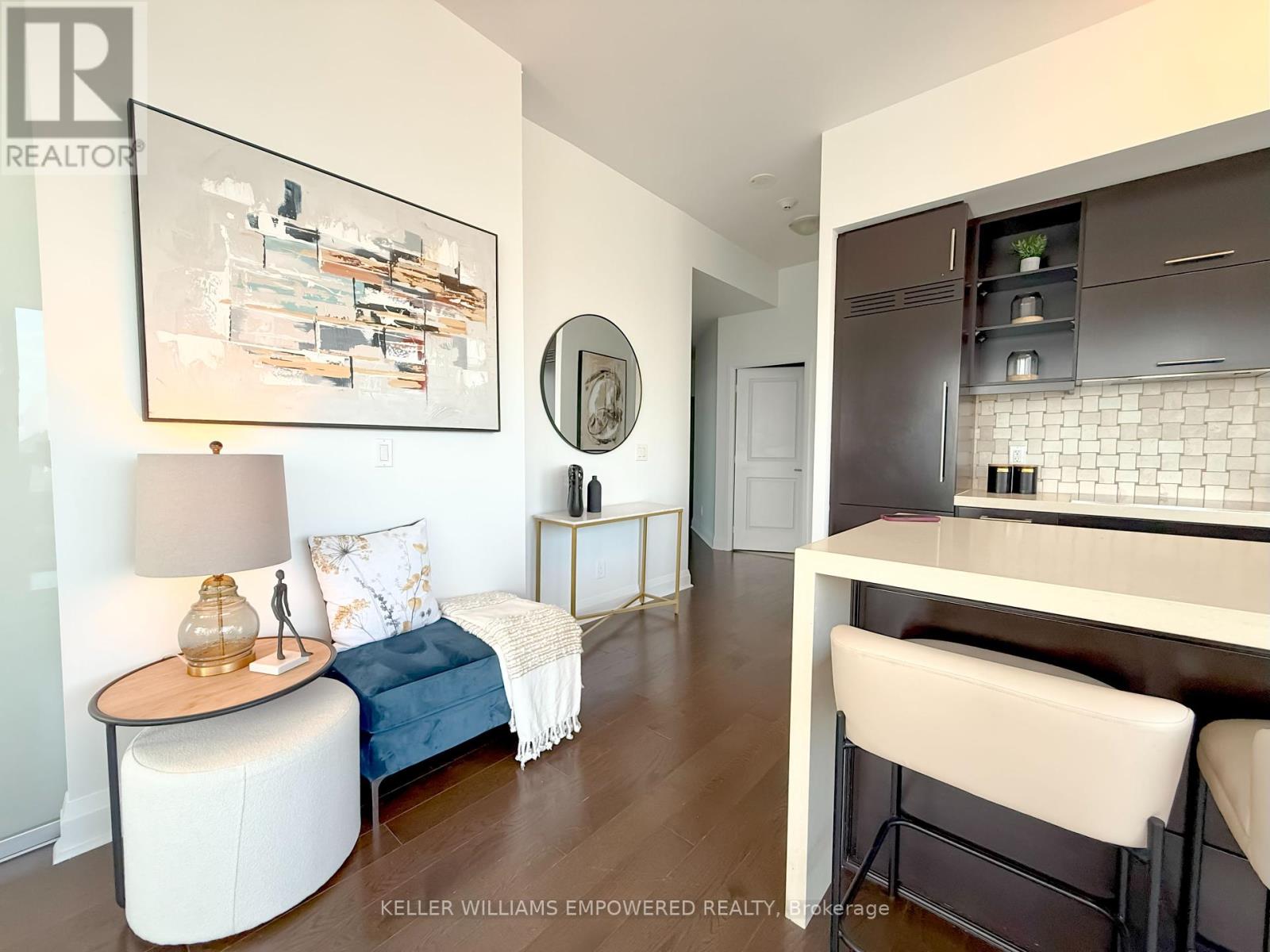 4508 - 1080 Bay Street, Toronto (Bay Street Corridor), Ontario  M5S 0A5 - Photo 6 - C12447492