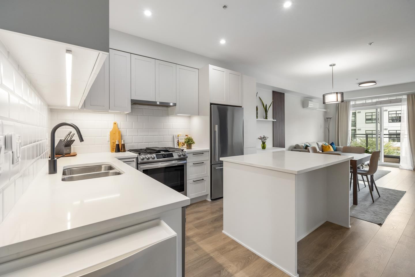 331 5415 Brydon Crescent, Langley, British Columbia  V3A 0N4 - Photo 4 - R3055252