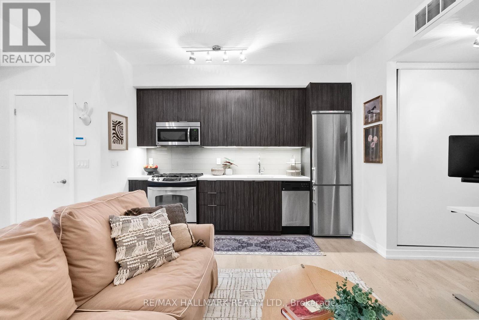 61 - 140 Broadview Avenue, Toronto (South Riverdale), Ontario  M4M 2G2 - Photo 4 - E12447344