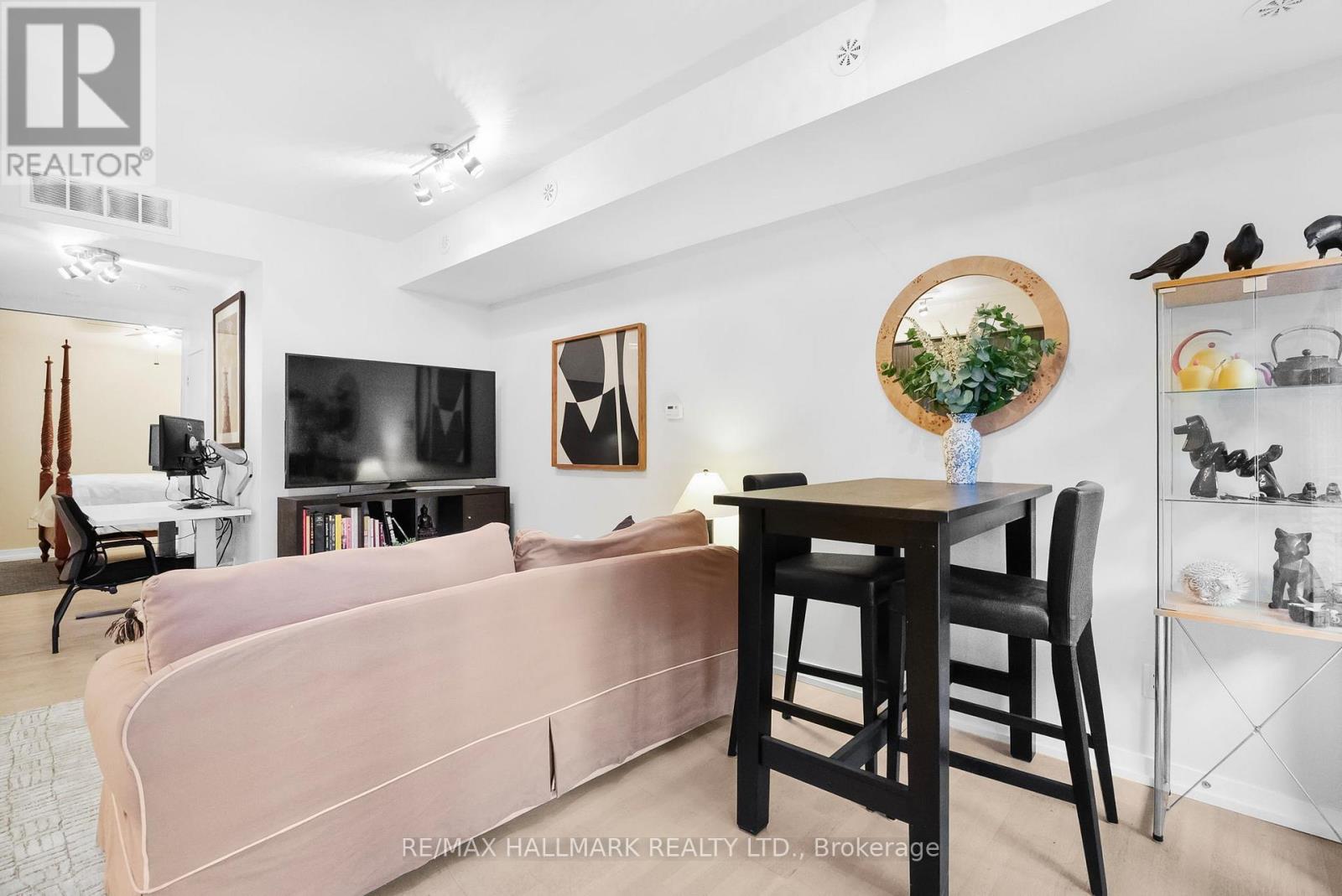 61 - 140 Broadview Avenue, Toronto (South Riverdale), Ontario  M4M 2G2 - Photo 9 - E12447344