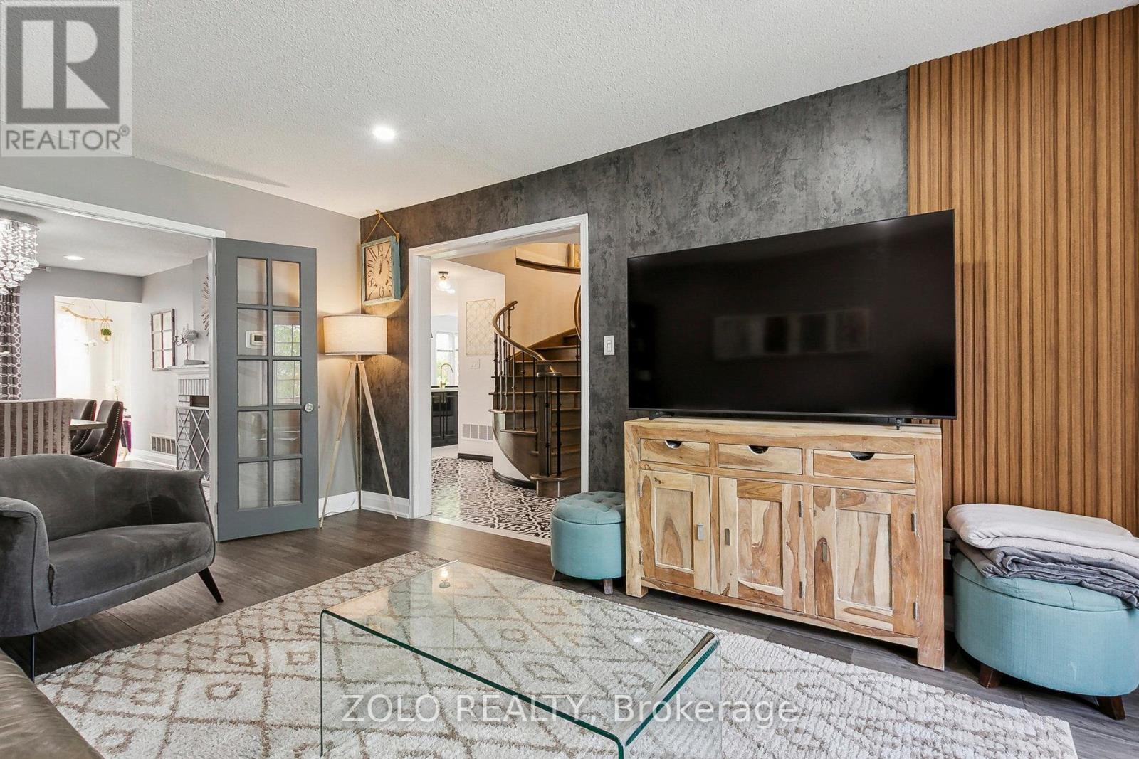 1065 Glenanna Road, Pickering, Ontario  L1V 5E1 - Photo 8 - E12447414