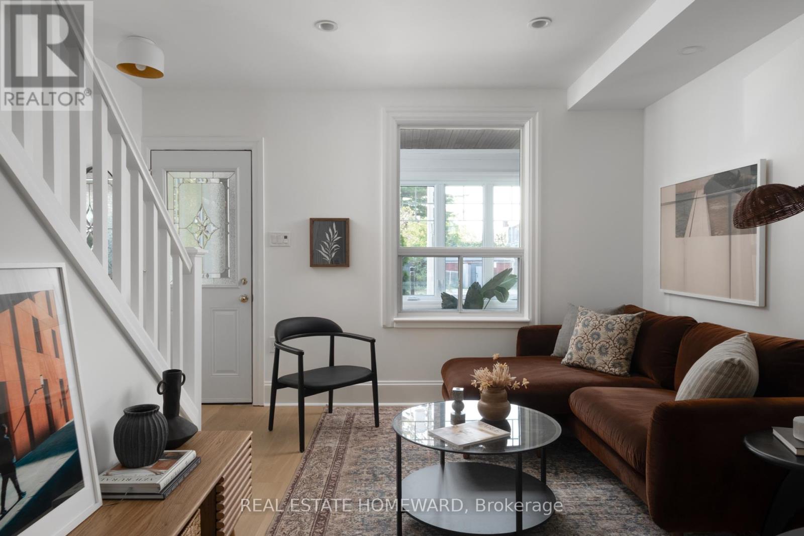674 Sammon Avenue, Toronto (Danforth Village-East York), Ontario  M4C 2E2 - Photo 5 - E12447415