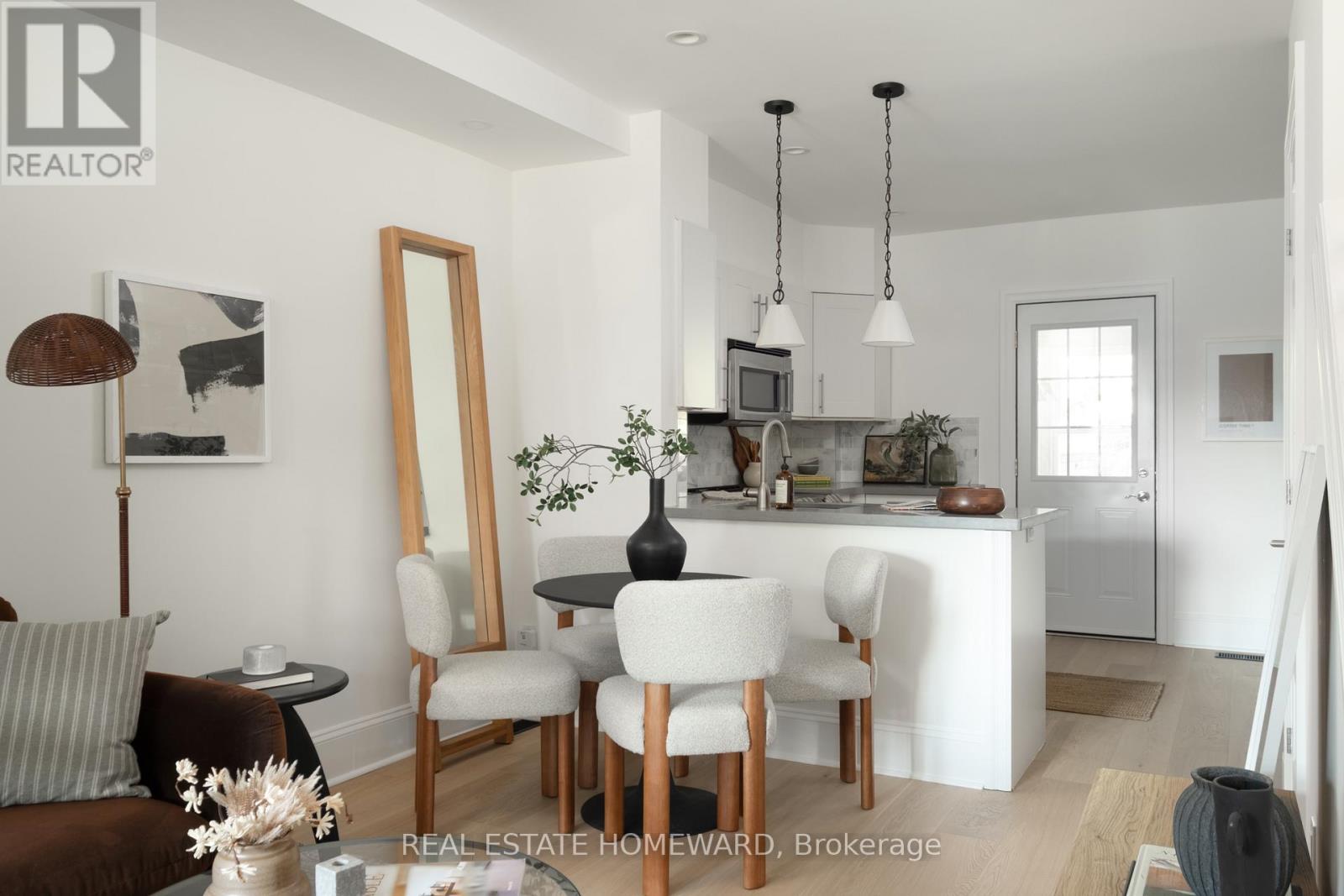 674 Sammon Avenue, Toronto (Danforth Village-East York), Ontario  M4C 2E2 - Photo 8 - E12447415