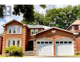 492 PALMTREE CRESCENT, Oshawa, Ontario