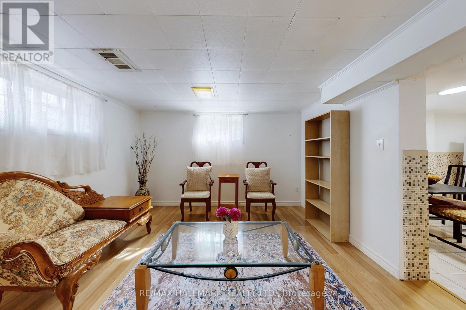 1393 Birchmount Road, Toronto (Dorset Park), Ontario  M1P 2E2 - Photo 24 - E12447428