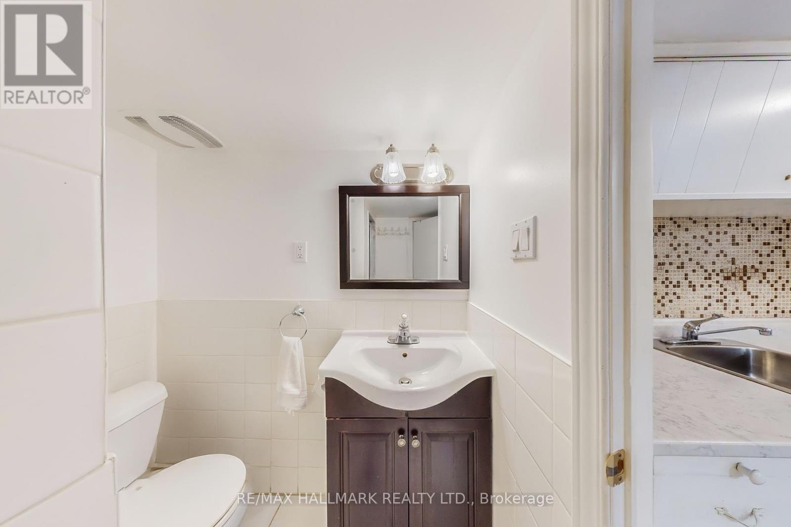 1393 Birchmount Road, Toronto (Dorset Park), Ontario  M1P 2E2 - Photo 36 - E12447428