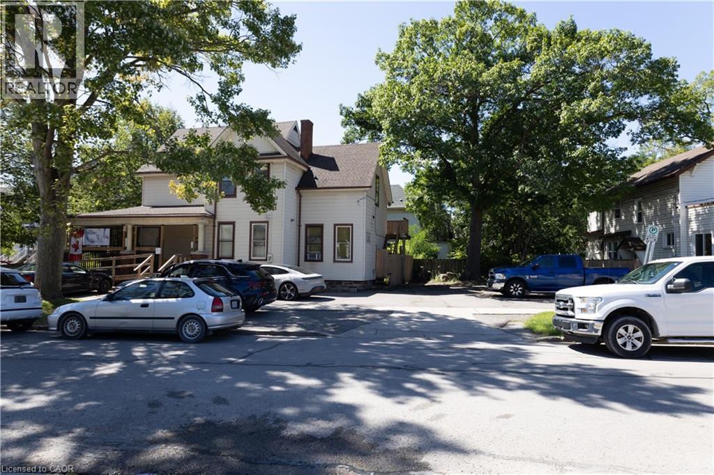 7 Welland Avenue, St. Catharines, Ontario  L2R 2L8 - Photo 3 - 40776809