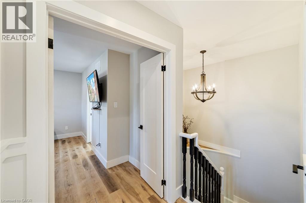 28 Fenwick Place, Waterdown, Ontario  L0R 2H5 - Photo 21 - 40775893