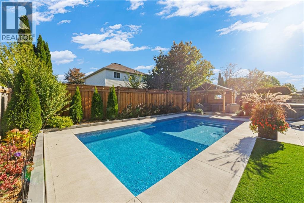 28 Fenwick Place, Waterdown, Ontario  L0R 2H5 - Photo 41 - 40775893