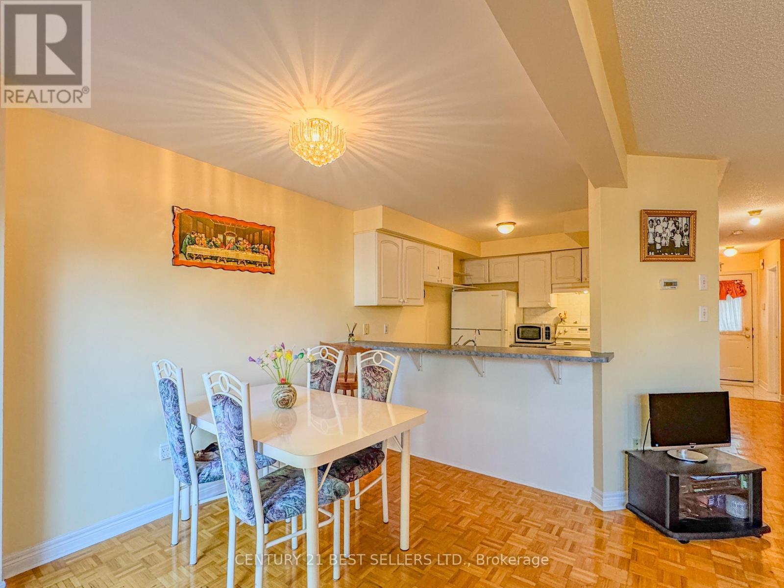 5347 Red Brush Drive, Mississauga, Ontario  L4Z 3Z5 - Photo 13 - W12413323