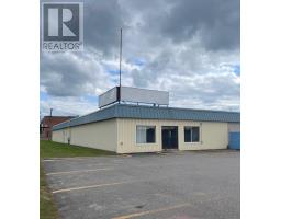 32 White Oak DR, Sault Ste. Marie, Ontario