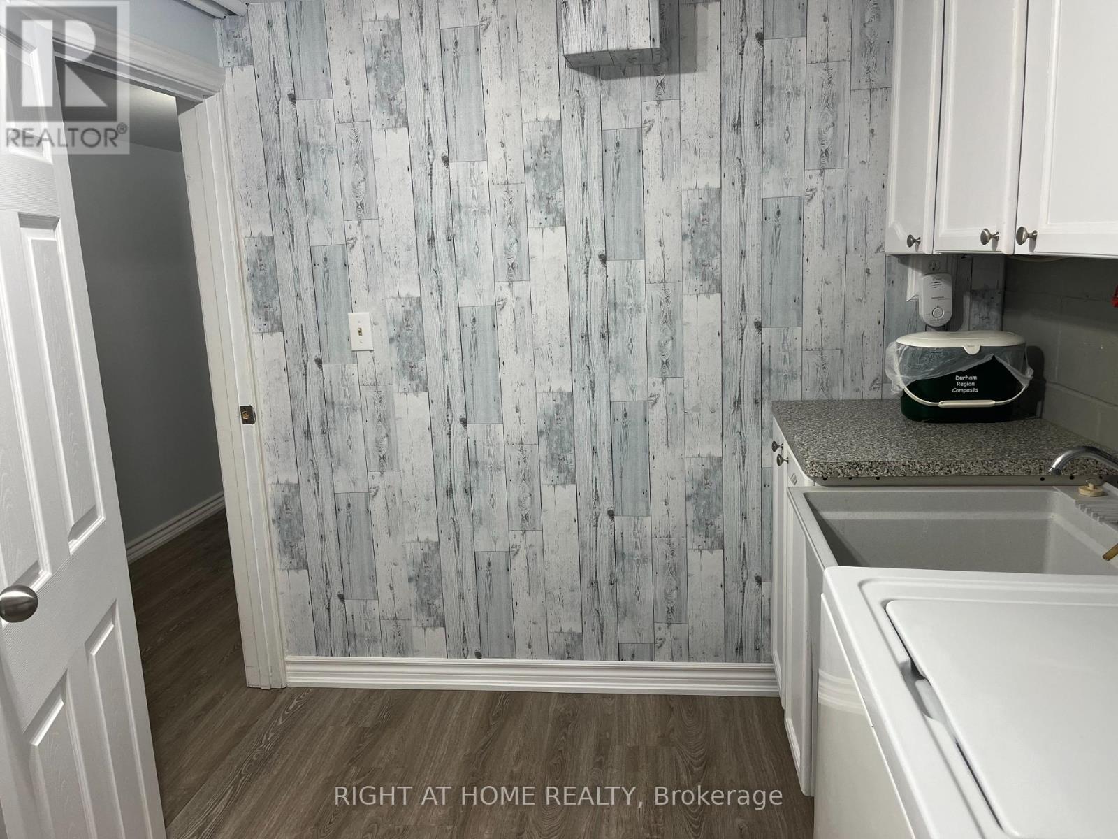 Lower Level - 689 Wilson Road S, Oshawa, Ontario  L1H 6E6 - Photo 11 - E12447543