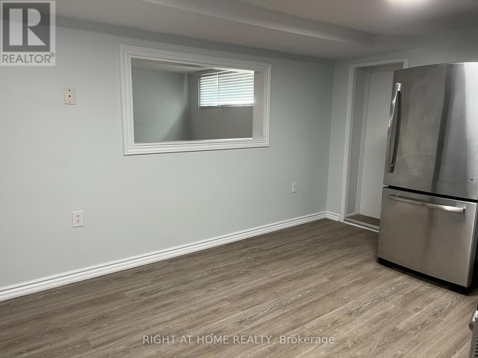 Lower Level - 689 Wilson Road S, Oshawa, Ontario  L1H 6E6 - Photo 3 - E12447543