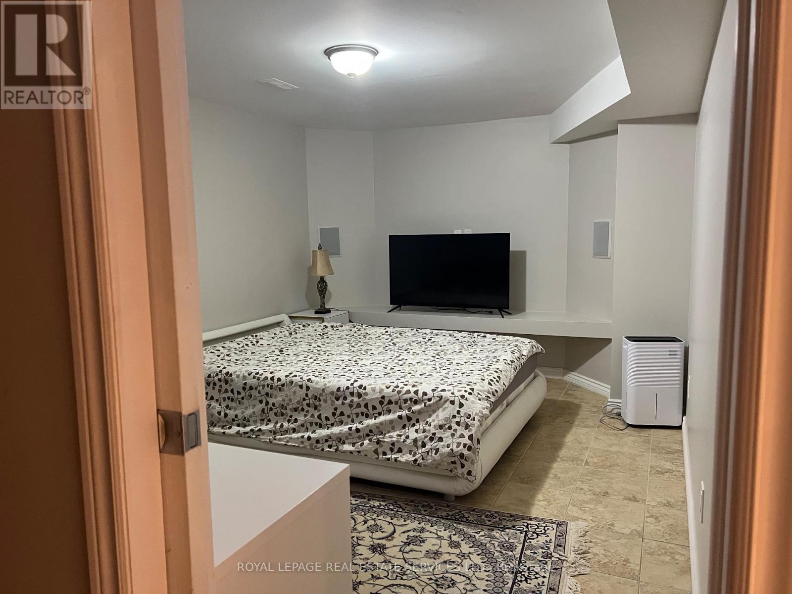 Lower - 72 Silver Oaks Boulevard, Vaughan, Ontario  L4H 1V8 - Photo 3 - N12447340