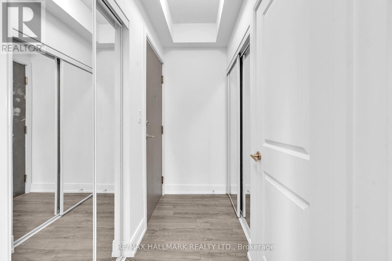 1609a - 9608 Yonge Street, Richmond Hill, Ontario  L4C 1V6 - Photo 8 - N12447358