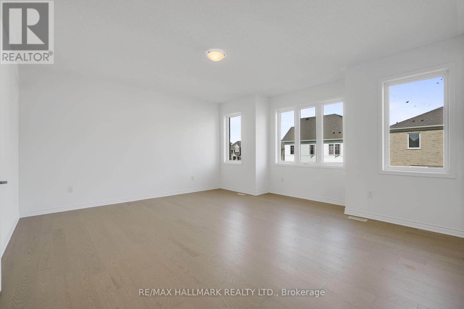 634 Newlove Street, Innisfil, Ontario  L9S 0S2 - Photo 41 - N12447387