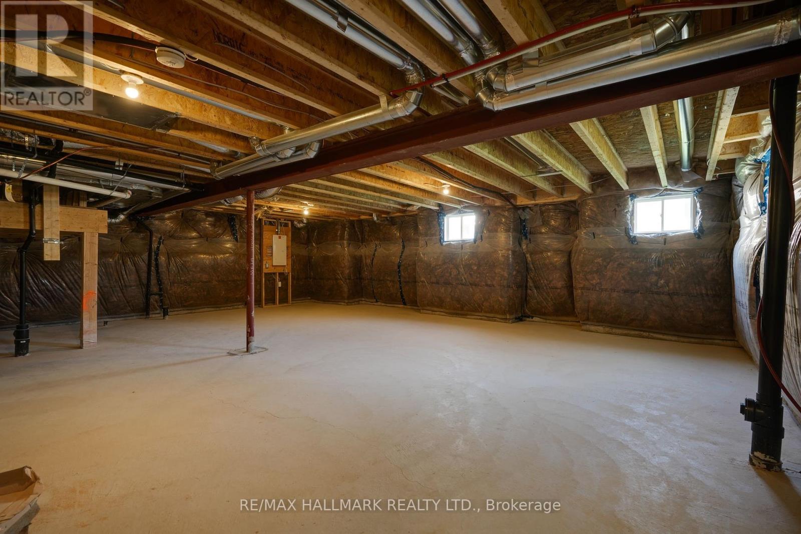 634 Newlove Street, Innisfil, Ontario  L9S 0S2 - Photo 45 - N12447387