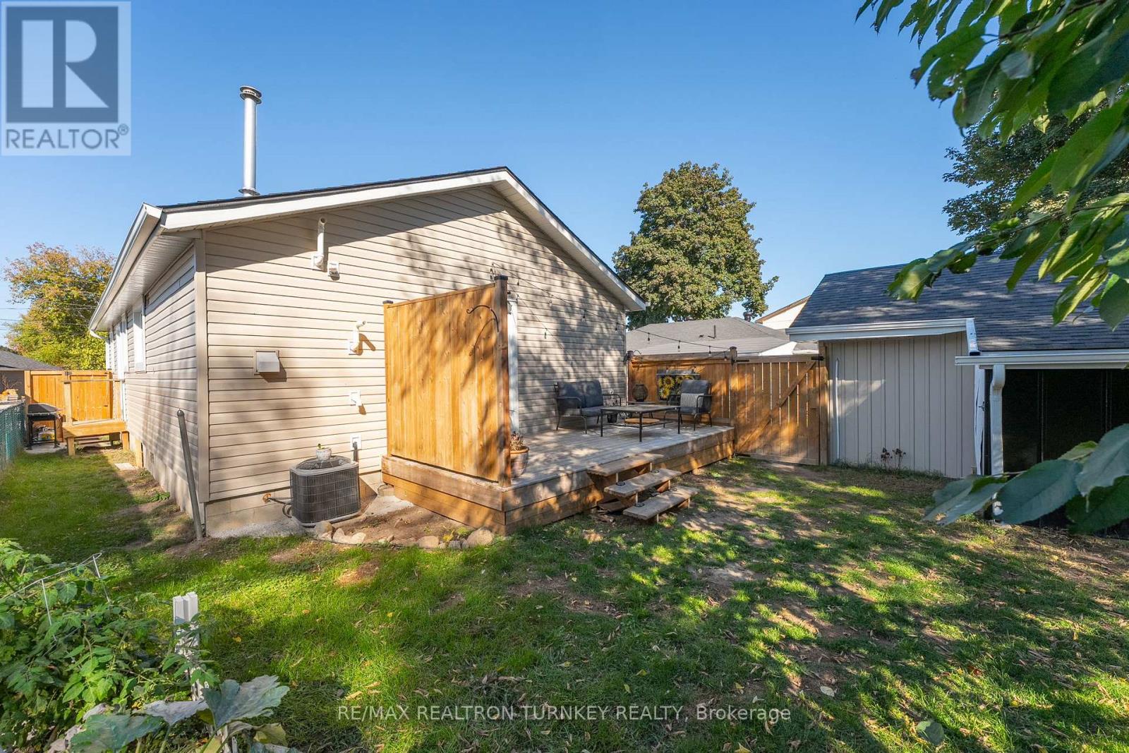 86 Simcoe Street, Essa (Angus), Ontario  L0M 1B0 - Photo 21 - N12447458