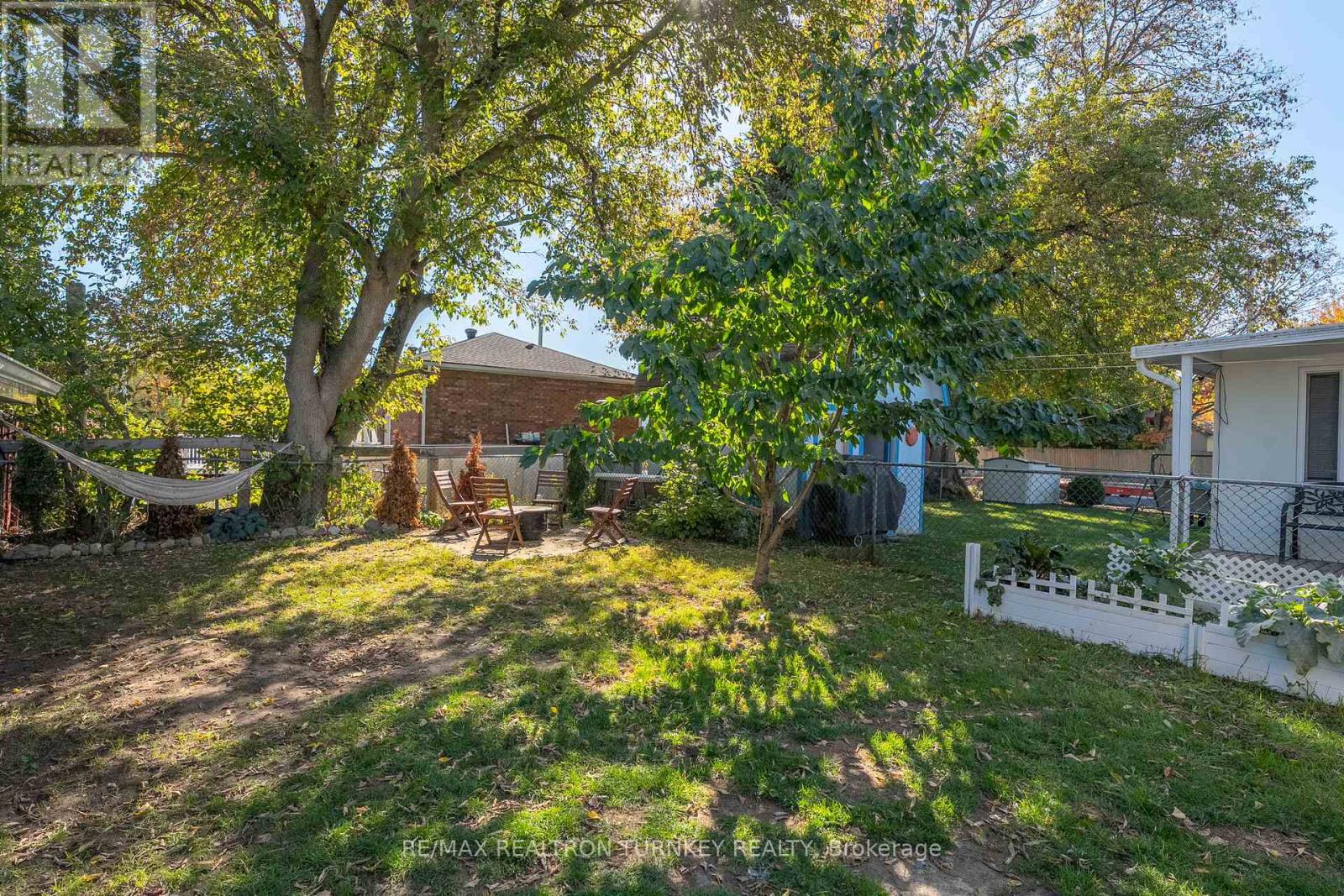 86 Simcoe Street, Essa (Angus), Ontario  L0M 1B0 - Photo 23 - N12447458