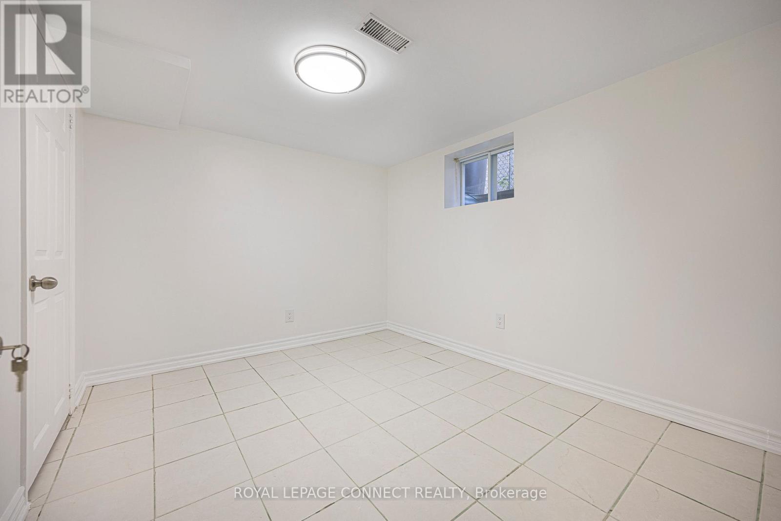 Bsmt - 77 Highland Park Boulevard, Markham, Ontario  L3T 1B6 - Photo 11 - N12447465