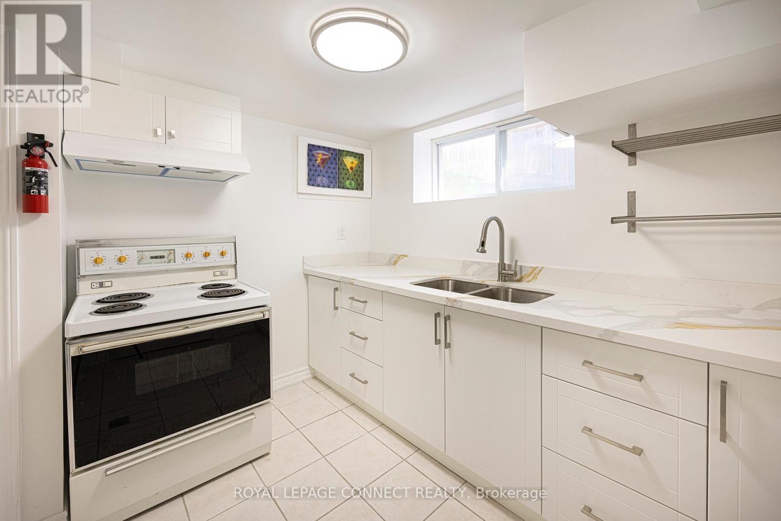 Bsmt - 77 Highland Park Boulevard, Markham, Ontario  L3T 1B6 - Photo 7 - N12447465